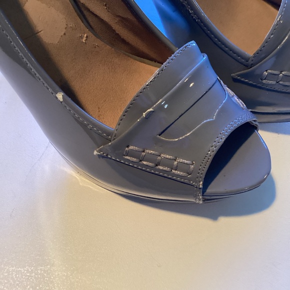 1822. Miss Me Patent Leather Grey Platform Open Toe Pumps Size 9 NWOT - Picture 9 of 10